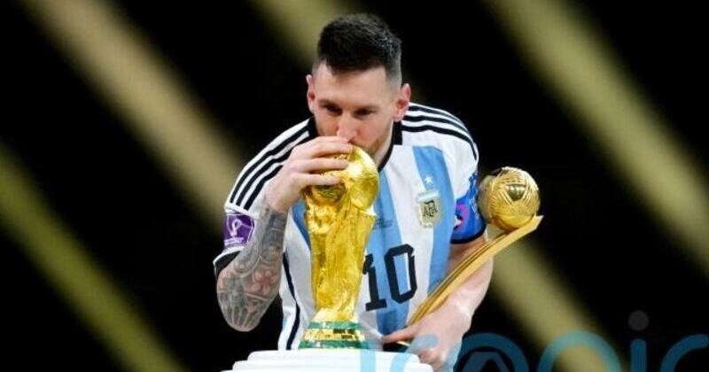 Lionel Messi កីឡាករបាល់ទាត់ឆ្នើមដំបូងគេបំបែកប្រវត្តិសាស្រ្តឈ្នះការប្រកួត FIFA World Cup ដល់ទៅពីរដង