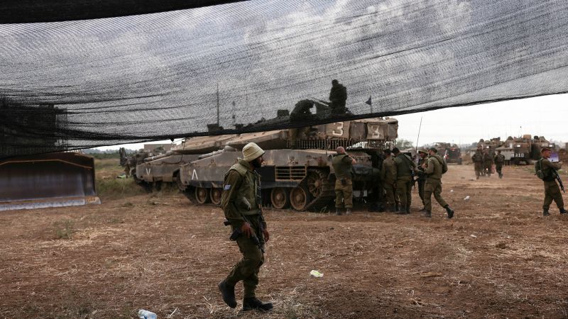 231020172317-israel-troops-gaza-border-101923