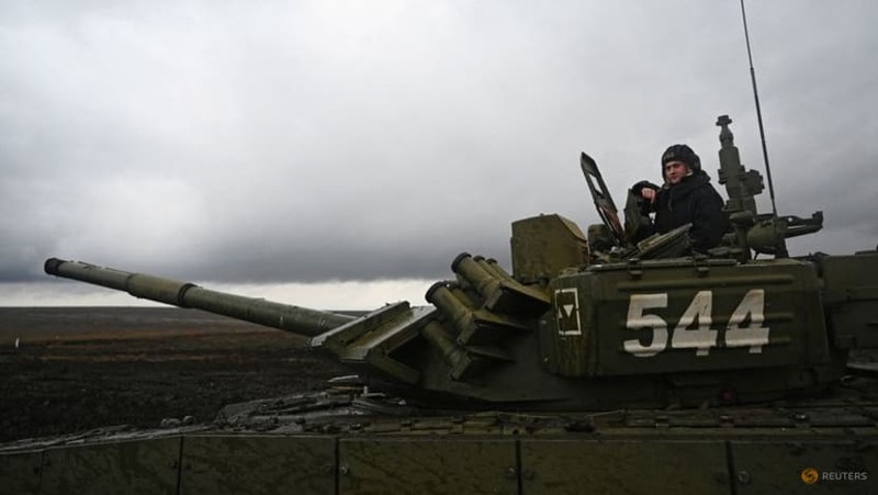 2021-12-21t172245z_1_lynxmpehbk0sv_rtroptp_3_ukraine-crisis-russia-military