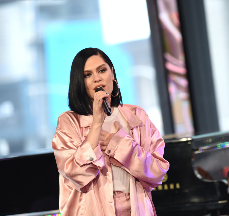 jessie-j-overwhelmed-with-sadness-over-miscarriage-1637838676