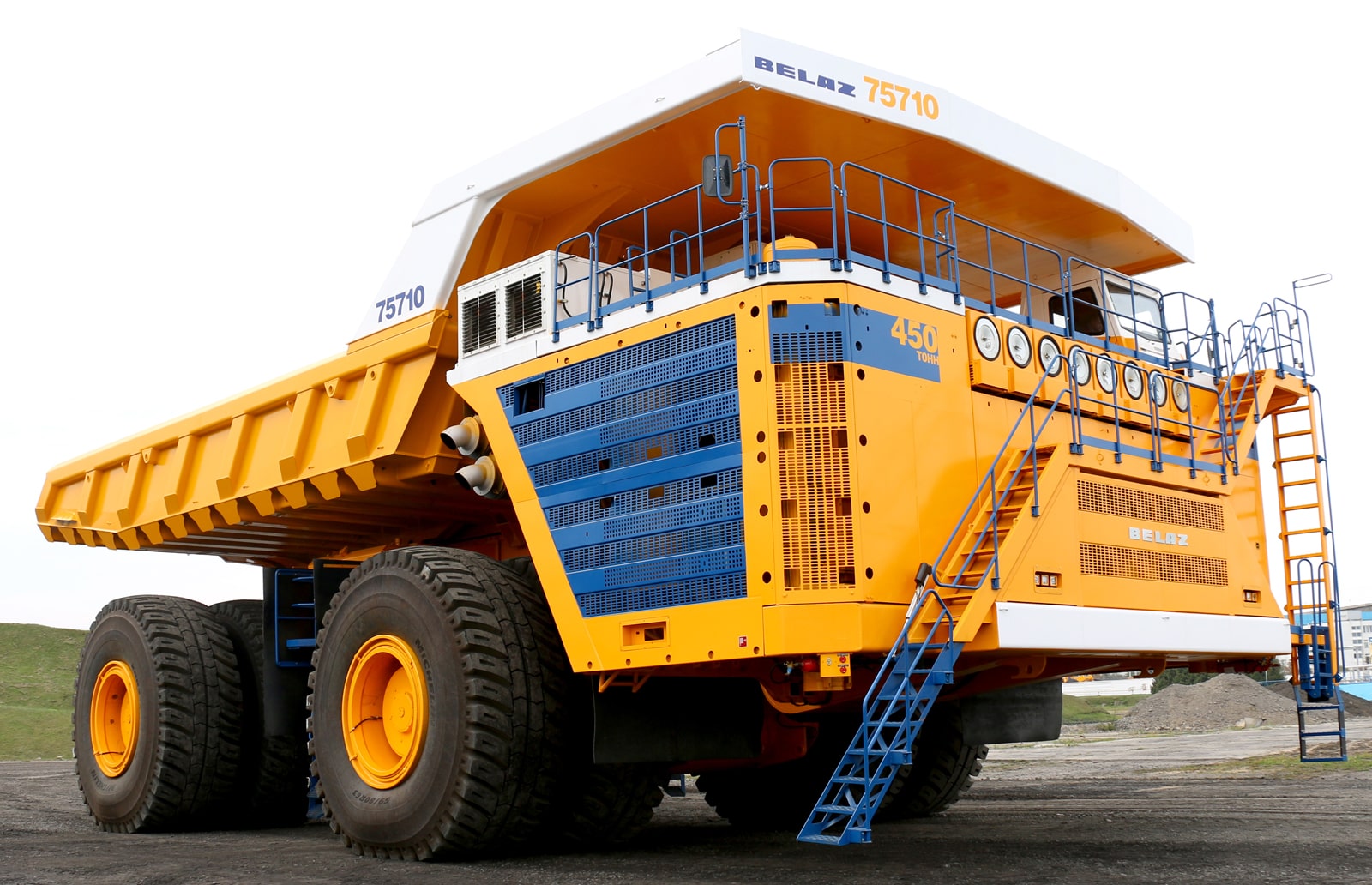 rigid-dump-truck-75710-belaz