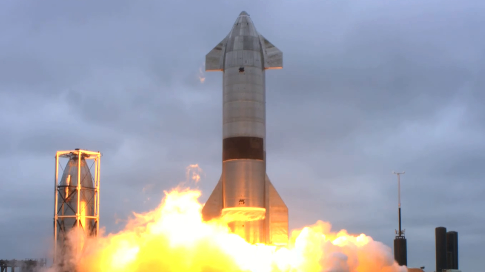 spacex-starship-launch-recap-1681526693352-videoSixteenByNineJumbo1600